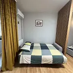 Double Near Square 2 Balconies * Бухарест