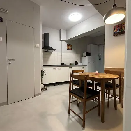 Double Near Square 2 Balconies 公寓 布加勒斯特