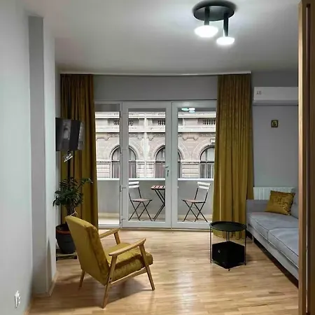 Apartment Double Near Square 2 Balconies Bucharest
