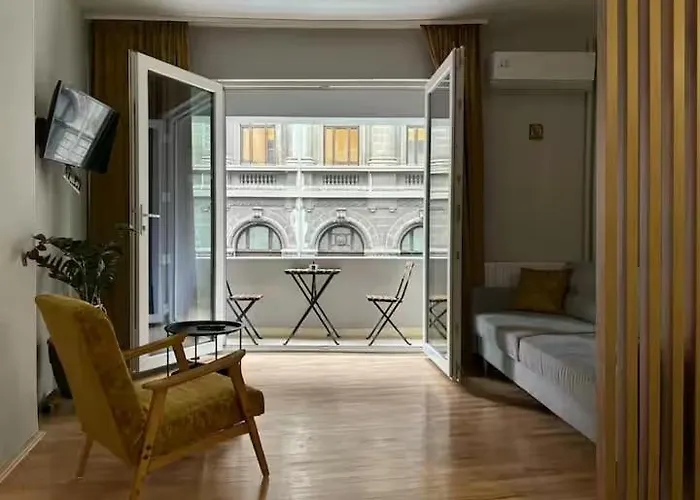 Double Near Square 2 Balconies *
