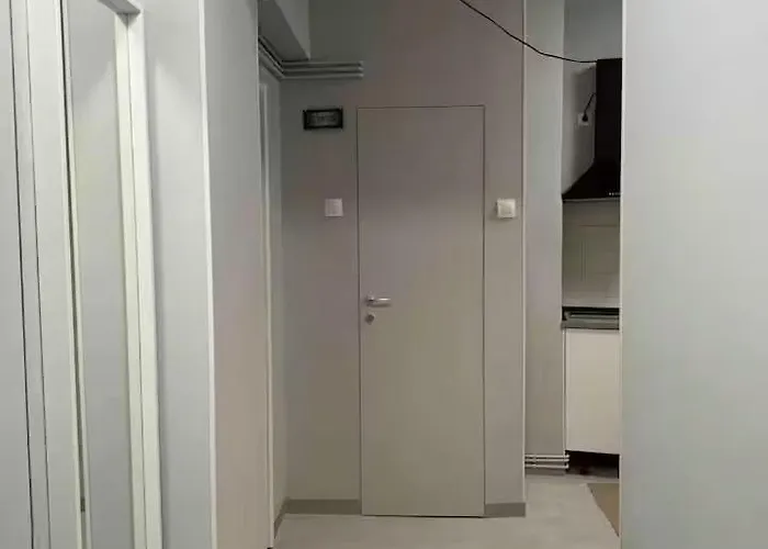 Double Near Square 2 Balconies *